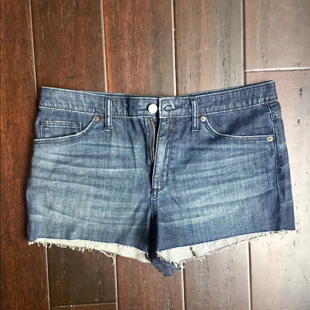 universal thread high-rise shorts // size 12/31 R
